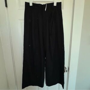 Elegant Black Wide-Leg Pants